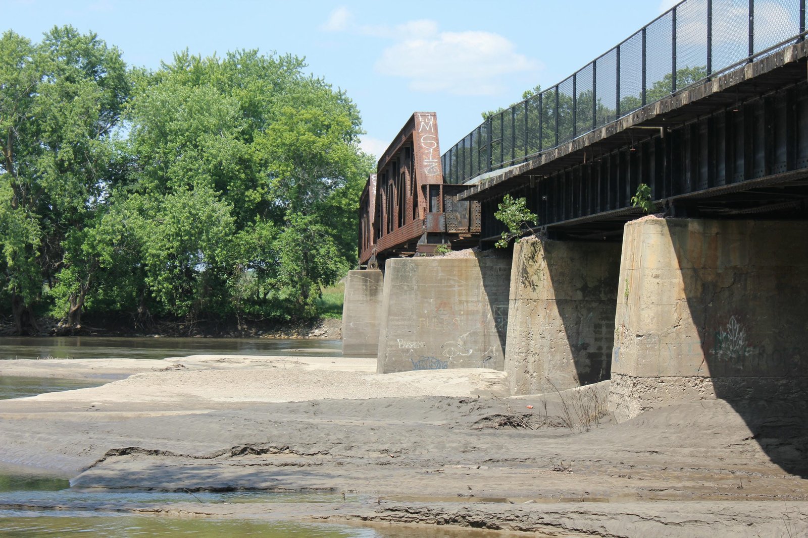 Truss spans